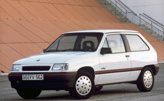 Corsa A (안면 성형 1990) 1990-1993